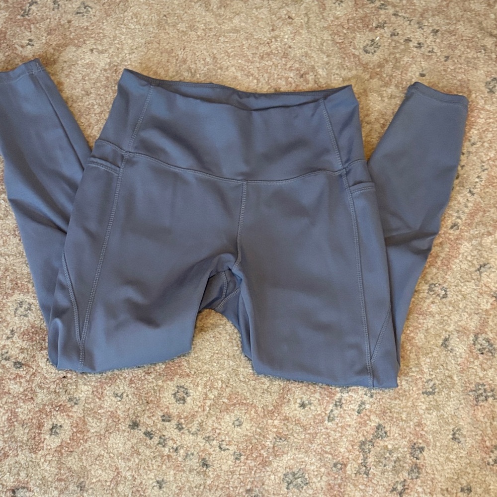 Danskin Periwinkle Leggings with pockets